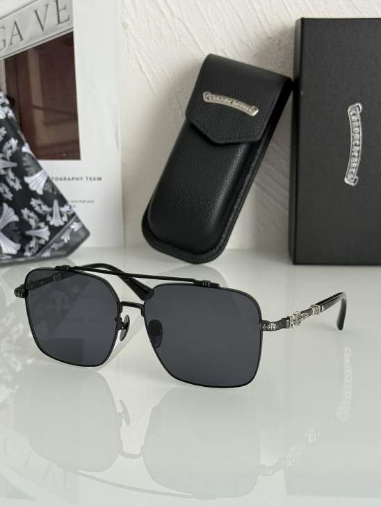 Picture of Chrome Hearts Sunglasses _SKUfw73375648fw